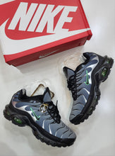 Load image into Gallery viewer, Shoes
