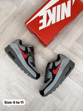 Load image into Gallery viewer, Shoes