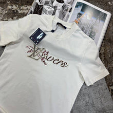 Load image into Gallery viewer, Tshirt