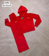 Load image into Gallery viewer, Tracksuit women