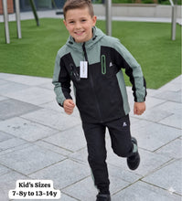 Load image into Gallery viewer, Tracksuit boy