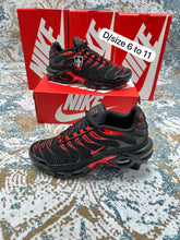 Load image into Gallery viewer, Shoes