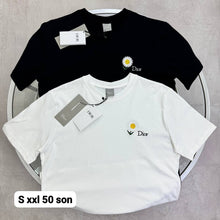 Load image into Gallery viewer, Tshirt
