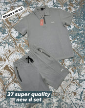 Load image into Gallery viewer, T-shirt