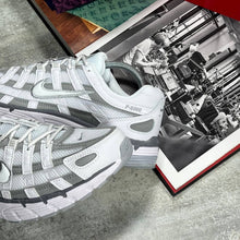 Load image into Gallery viewer, Shoes