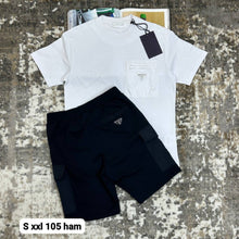 Load image into Gallery viewer, Tshirt