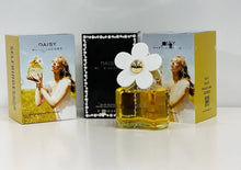 Load image into Gallery viewer, Perfume