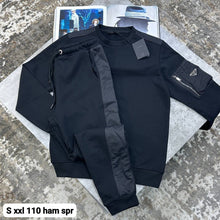 Load image into Gallery viewer, Tracksuit