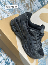 Load image into Gallery viewer, Shoes