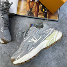 Load image into Gallery viewer, Shoes