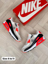 Load image into Gallery viewer, Shoes