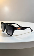 Load image into Gallery viewer, Sunglass