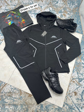 Load image into Gallery viewer, Tracksuit