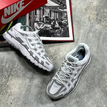 Load image into Gallery viewer, Shoes