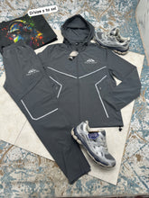 Load image into Gallery viewer, Tracksuit