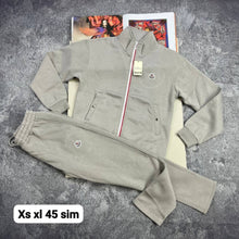 Load image into Gallery viewer, Tracksuit