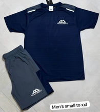 Load image into Gallery viewer, Tshirt