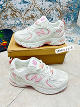 Load image into Gallery viewer, Shoes