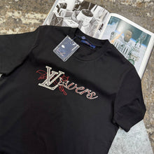 Load image into Gallery viewer, Tshirt