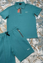 Load image into Gallery viewer, T-shirt