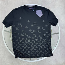 Load image into Gallery viewer, Tshirt