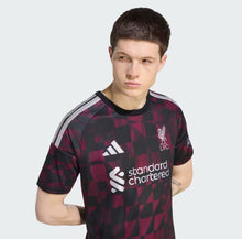 Load image into Gallery viewer, T-shirt