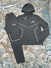 Load image into Gallery viewer, Tracksuit