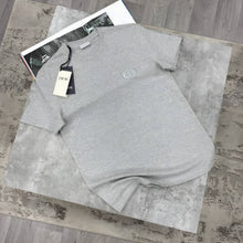 Load image into Gallery viewer, T-shirt