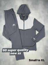 Load image into Gallery viewer, Tracksuit men
