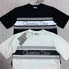 Load image into Gallery viewer, Tshirt