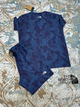 Load image into Gallery viewer, Tshirt