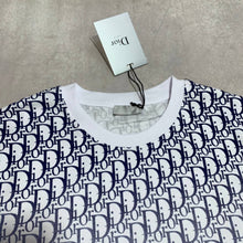 Load image into Gallery viewer, T-shirt