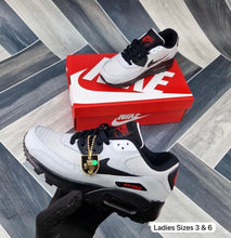 Load image into Gallery viewer, Shoes