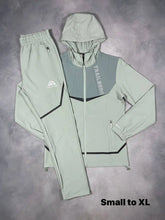 Load image into Gallery viewer, Tracksuit men