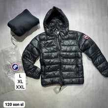 Load image into Gallery viewer, Jacket