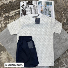 Load image into Gallery viewer, Tshirt
