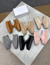 Load image into Gallery viewer, Slipper