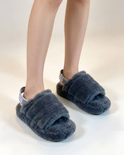 Load image into Gallery viewer, Slipper