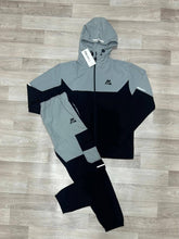 Load image into Gallery viewer, Tracksuit men