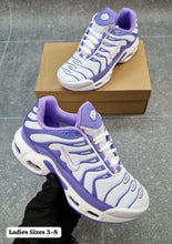 Load image into Gallery viewer, Shoes