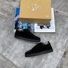 Load image into Gallery viewer, Shoes