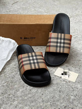 Load image into Gallery viewer, Slipper