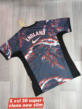 Load image into Gallery viewer, T-shirt