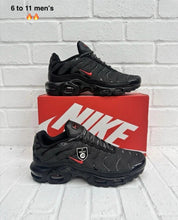 Load image into Gallery viewer, Shoes