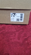 Load image into Gallery viewer, Shoes