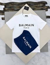 Load image into Gallery viewer, T-shirt