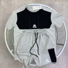 Load image into Gallery viewer, Tshirt
