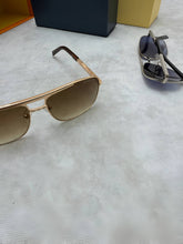 Load image into Gallery viewer, Sunglass