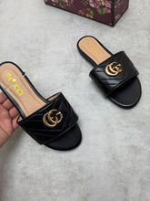 Load image into Gallery viewer, Slipper