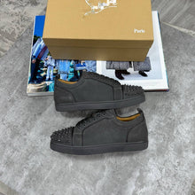 Load image into Gallery viewer, Shoes